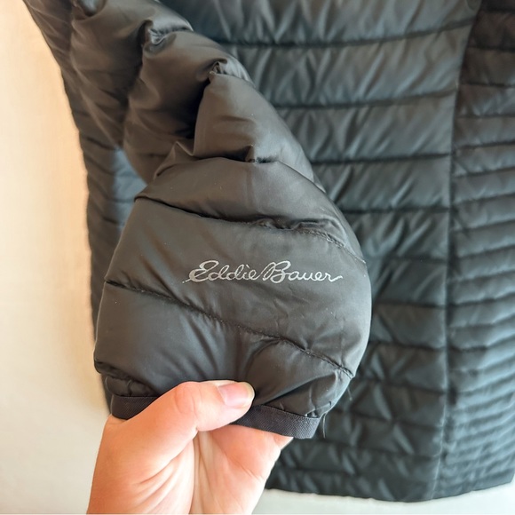 Eddie Bauer winter jacket - Picture 4 of 4